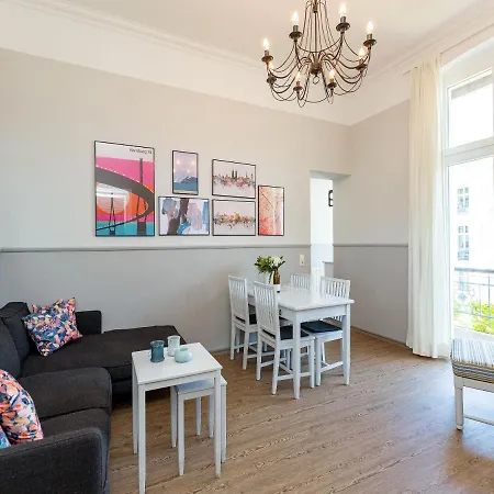 Amelia App 06 Apartment *